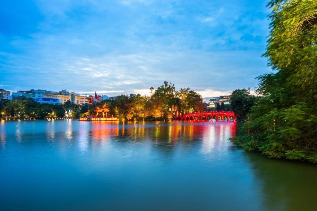 Tu Linh Palace Hotel Hanoi Exterior photo